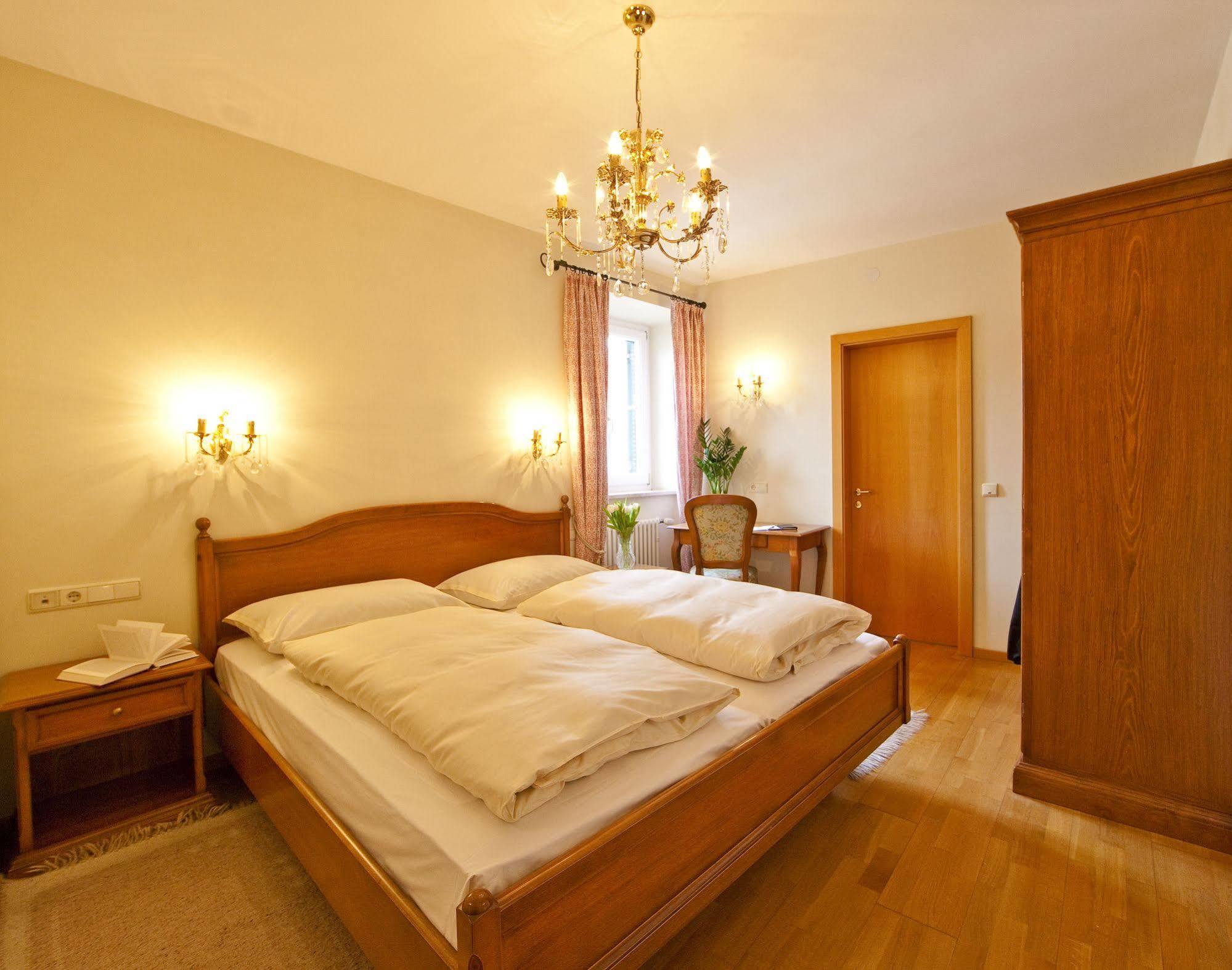 Hotel Tyrol Ora / Auer Zewnętrze zdjęcie